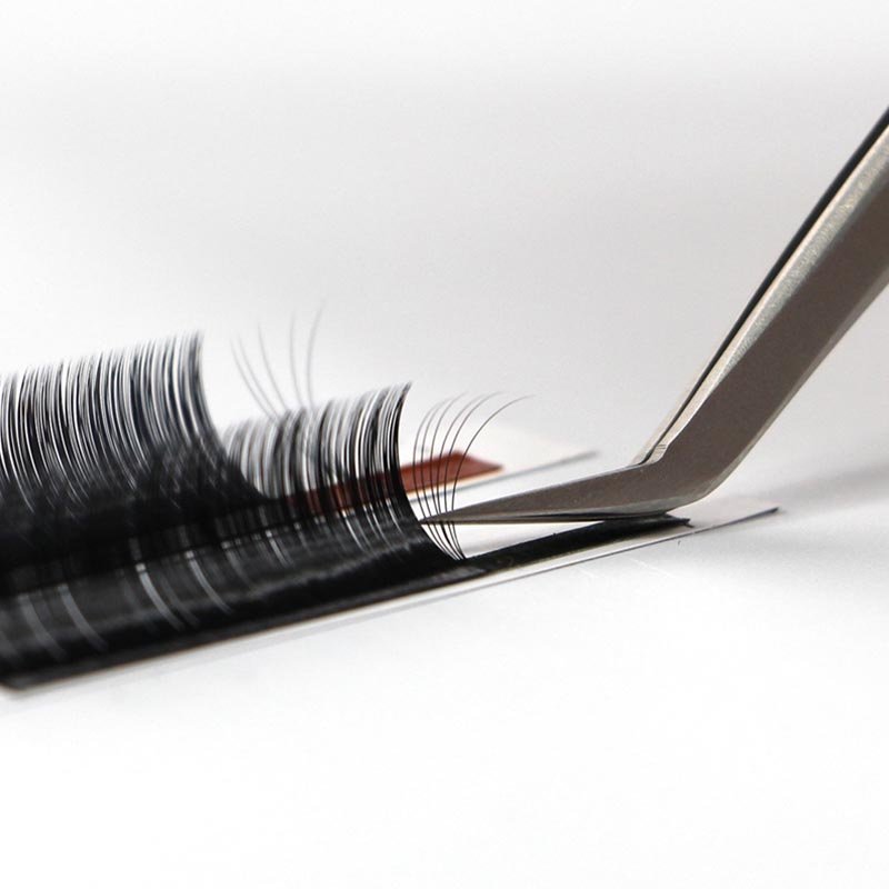 0.07 Volume lash-243