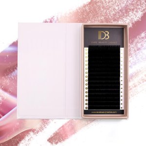 0.10 Cashmere Flat Lashes